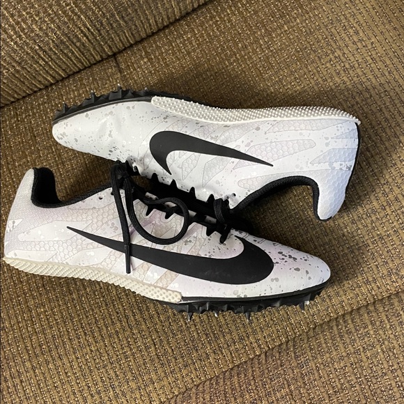 Nike Shoes - Nike Women's White And Silver Running Shoes. Good Condition. Size 8.